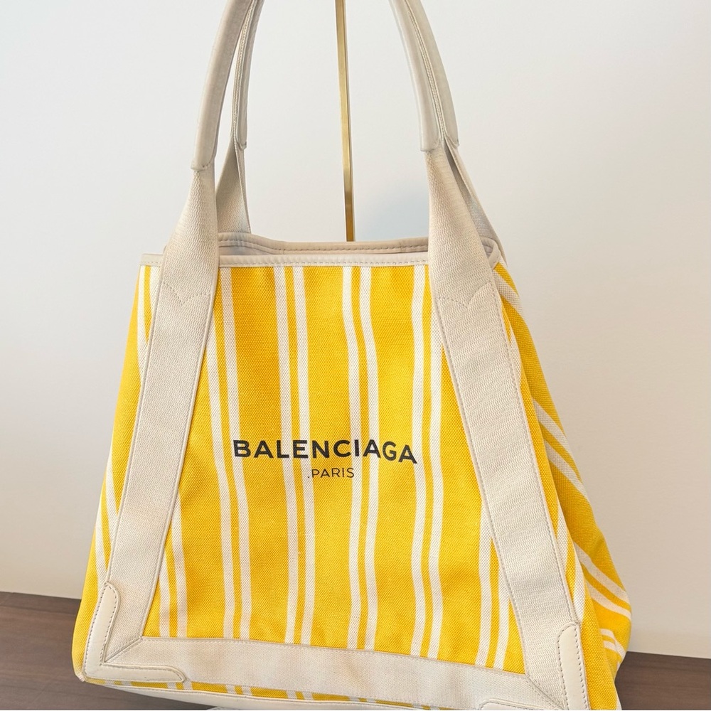 ✨ Balenciaga Paris Yellow Striped Canvas Tote w/ Pouch ✨ - Picture 4 of 16